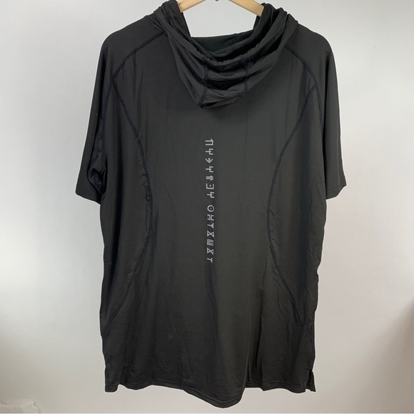 NWT Marvel Wakanda Forever x Actively Black Workout Top Hoodie Large L - Picture 9 of 10